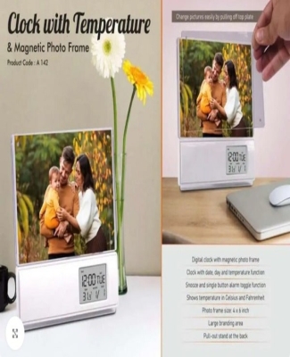 Clock with Temperature and Magnetic photo frame | 4 x 6 size