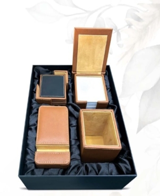 EXECUTIVE TABLE TOP SET