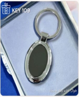 Metal Oval Chrome Finish with GM Label Keychain